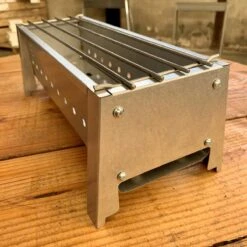 Spiedini Saté-bbq Bali 40 Mini - Kleine, Smalle Houtskoolbarbecue Met Horizontaal Rooster Voor Sate Of Andere Spiesjes - 40 Cm Lang, 11 Cm Breed, 14 Cm Hoog - Ideaal Voor Tuin- Of Open Haard, Of Balkon - Materiaal: Gealuminiseerd Ijzer -Barbecue Serie Winkel 1200x1200 32