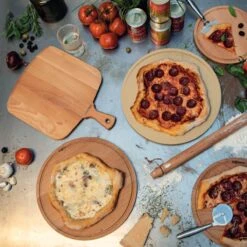 Boska Pizzaschep Amigo - Voor Warme En Koude Pizza - Kort Handvat - Beukenhout - 30 Cm Breed -Barbecue Serie Winkel 1200x1200 609