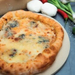 Boska Pizzasteen Deluxe - Voor Oven & BBQ - Knapperige Pizza's - Ø 29.5 Cm - BBQ Accessoires 34 Boska Pizzasteen Deluxe - Voor Oven & BBQ - Knapperige Pizza's - Ø 29.5 Cm - BBQ Accessoires -Barbecue Serie Winkel 1200x1200 801