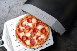 Ooni Pizzaschep Aluminium - Perforated Pizza Peel 12 Inch 7 Ooni Pizzaschep Aluminium - Perforated Pizza Peel 12 Inch -Barbecue Serie Winkel 1200x800 60