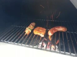 Merkloos MaxxGarden Pizza Oven - Smoker Barbecue Houtskool 45 X 65 X 158cm -Barbecue Serie Winkel 1200x900 13