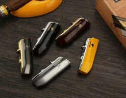 Cohiba® Sigarenaansteker - Sigarenboor - Sigaren - Sigaar - Cohiba Aansteker - Sigarenboor - Sigaren Accessoires - Sigarenknipper - Sigaar Aansteker - Cohiba - Incl. Luxe Geschenkdoos - Rood 31 Cohiba® Sigarenaansteker - Sigarenboor - Sigaren - Sigaar - Cohiba Aansteker - Sigarenboor - Sigaren Accessoires - Sigarenknipper - Sigaar Aansteker - Cohiba - Incl. Luxe Geschenkdoos - Rood -Barbecue Serie Winkel 1200x934 1