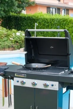 Campingaz 3 Series Classic LS Gasbarbecue - 3 Branders - Zwart - BBQ 8 Campingaz 3 Series Classic LS Gasbarbecue - 3 Branders - Zwart - BBQ -Barbecue Serie Winkel 798x1200