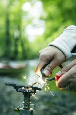 Light My Fire FireSteel Scout Bio Blauw + Noodfluit Milieuvriendelijke Vuurmaker Magnesium Aansteker -Barbecue Serie Winkel 800x1200 10